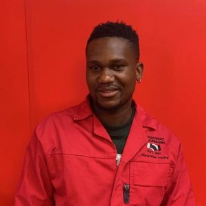 VUSI MNCUBE